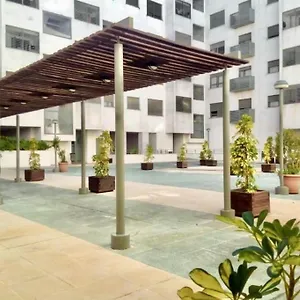 Nuevo Con Piscina, Temporada Apartamento