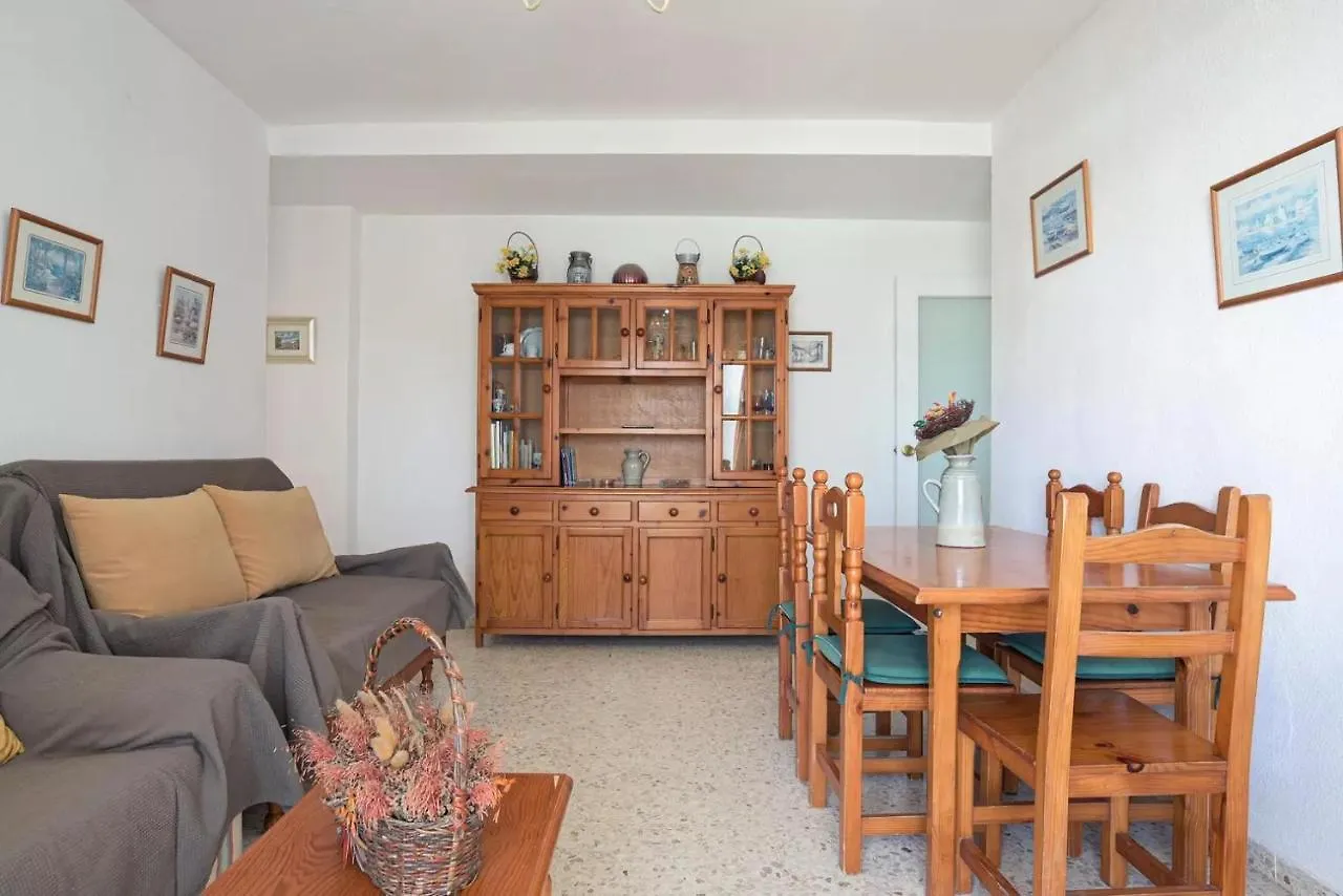 Apartment Valdelagrana: Primera Linea De Playa. El Puerto de Santa Maria Spain